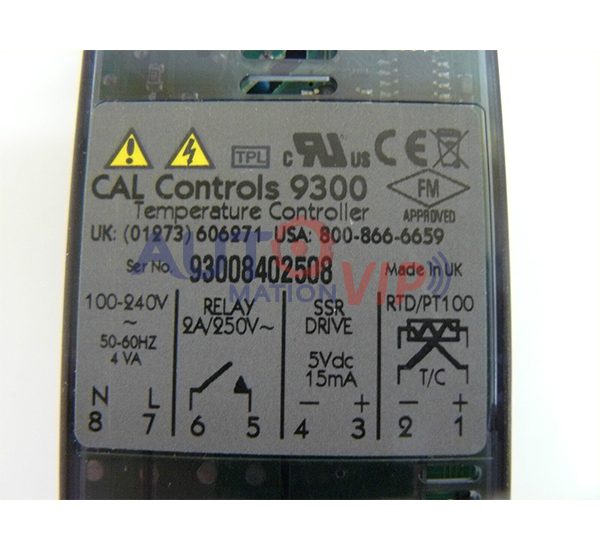 93008402508 CAL Controls 9300 Temperature Controller