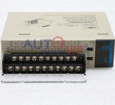 CS1W-AD081-V1 OMRON Analog output module