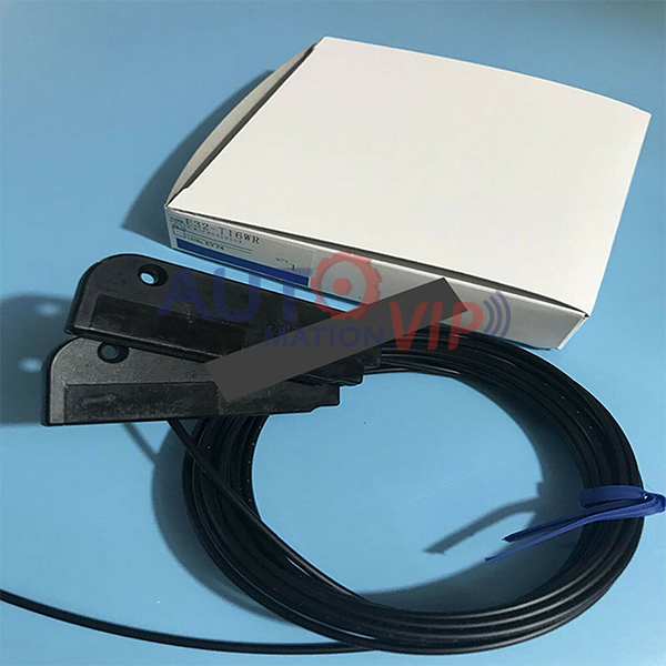 E32-T16WR OMRON Sensor