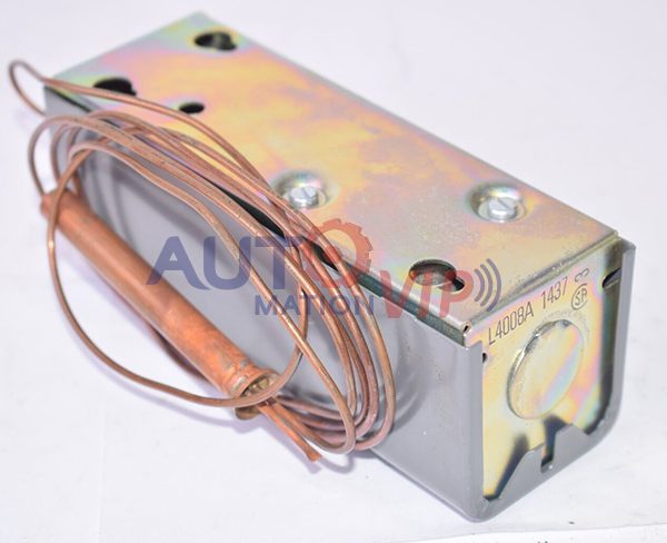 L4008A 1437 Honeywell Aquastat Controller