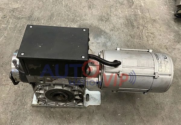 S812-1,3-73-40-40 Seuster Gear Motor